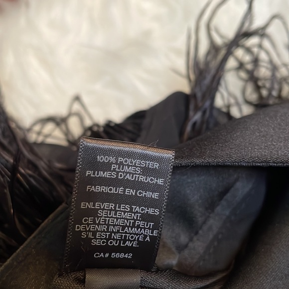 Express Ostrich Feathered Skirt - Picture 13 of 14